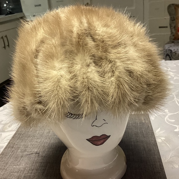 Excellent Mink Fur Hat by  VINTAGE LINED BEAUTIFUL STYLE - Picture 2 of 9